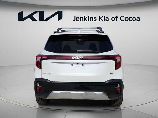 Snow White Pearl 2026 Kia Seltos SX
