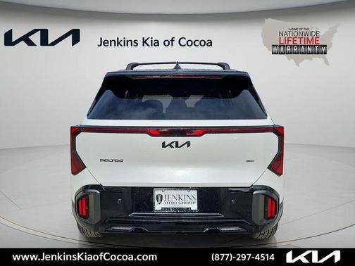 White Pearl 2027 Kia Seltos X-Line