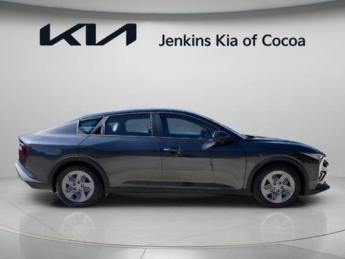 INTERSTELLAR GR 2026 Kia K4 LX