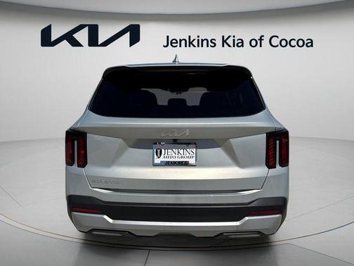 Ivory 2026 Kia Sorento LX