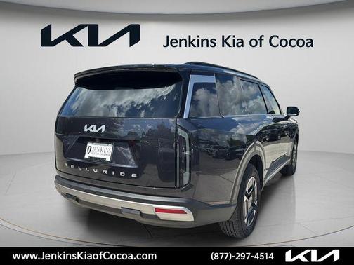 Metal 2027 Kia Telluride EX