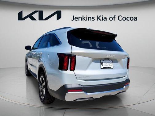 Ivory 2026 Kia Sorento S