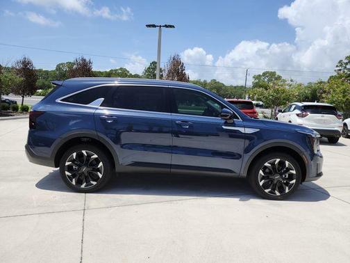 Midnight Black 2026 Kia Sorento EX