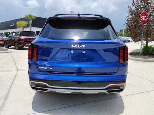Sapphire Blue 2023 Kia Sorento S