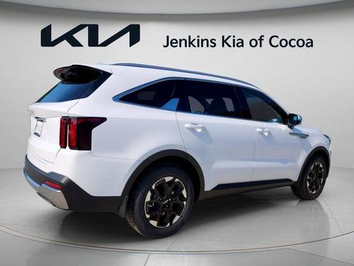 White Pearl 2026 Kia Sorento S