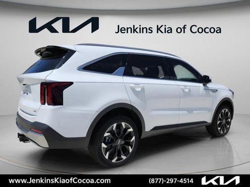 White Pearl 2026 Kia Sorento EX