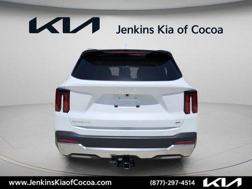 White Pearl 2026 Kia Sorento EX