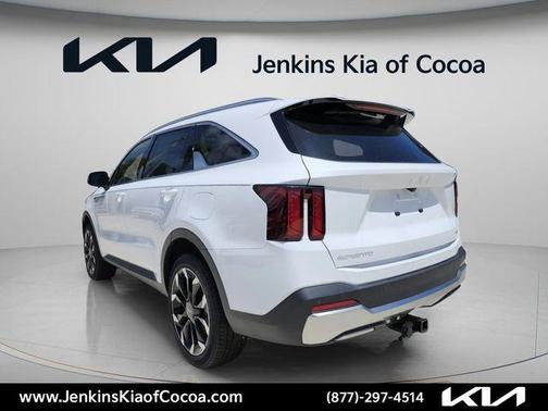 White Pearl 2026 Kia Sorento EX