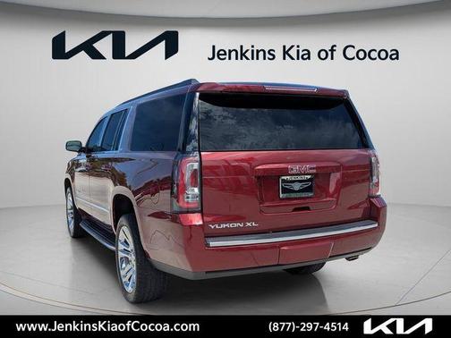 Crimson Red 2019 GMC Yukon XL SLT