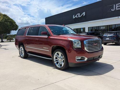 Crimson Red 2019 GMC Yukon XL SLT