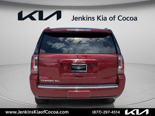 Crimson Red 2019 GMC Yukon XL SLT