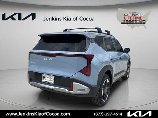 Metal 2027 Kia Seltos EX