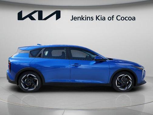 Wave Blue 2026 Kia K4 EX