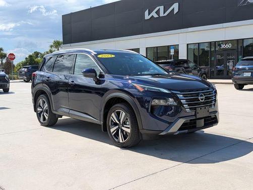 Deep Ocean Blue 2024 Nissan Rogue SL