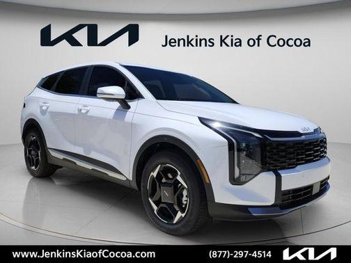 Glacial White Pearl 2026 Kia Sportage EX