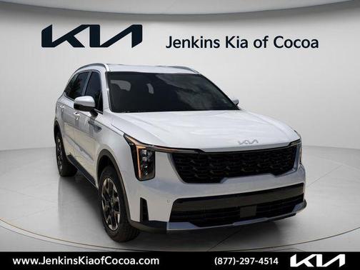 White Pearl 2026 Kia Sorento S