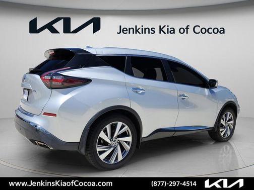 Brilliant Silver Metallic 2021 Nissan Murano SL