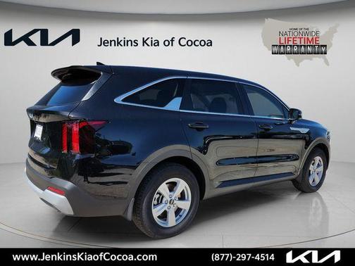 Ebony Black 2026 Kia Sorento LX