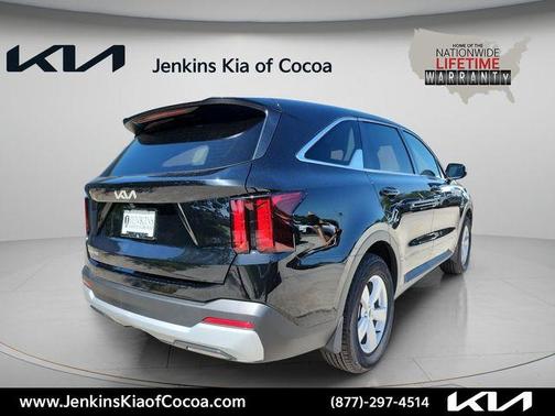 Ebony Black 2026 Kia Sorento LX