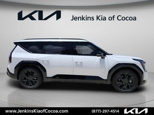 White Pearl 2026 Kia EV9 Land