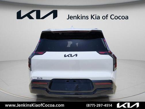 White Pearl 2026 Kia EV9 Land