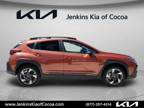 Pearl 2025 Subaru Crosstrek Limited