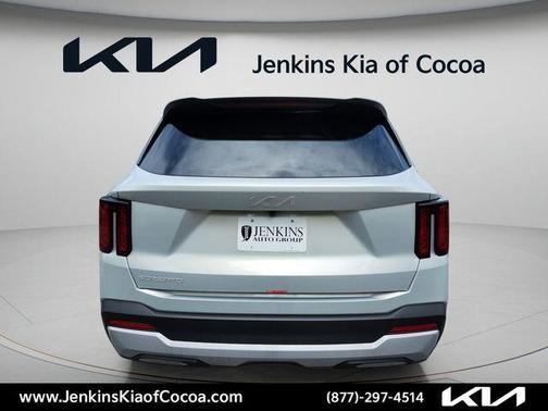 Ivory 2026 Kia Sorento LX