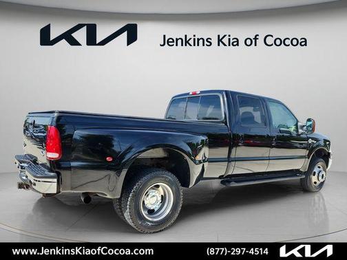 Black 2006 Ford F-350 King Ranch