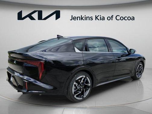 Aurora Black 2026 Kia K4 GT-Line