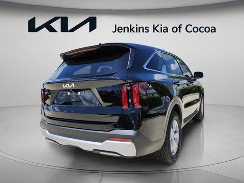 Ebony 2026 Kia Sorento LX