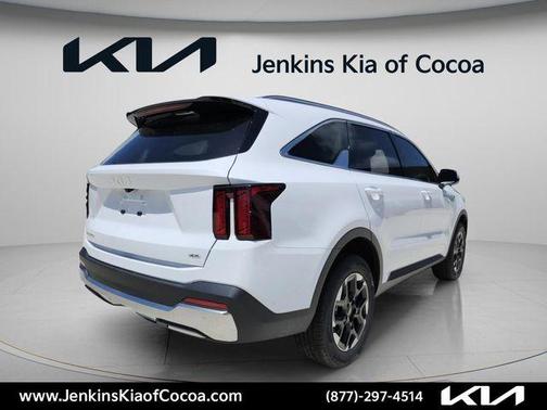 White Pearl 2026 Kia Sorento S