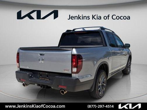 Lunar Silver Metallic 2023 Honda Ridgeline Sport