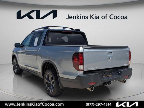 Lunar Silver Metallic 2023 Honda Ridgeline Sport