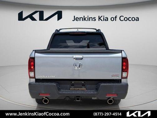 Lunar Silver Metallic 2023 Honda Ridgeline Sport