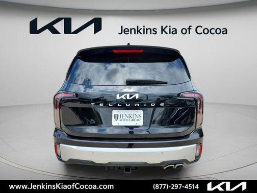 Ebony Black 2024 Kia Telluride SX