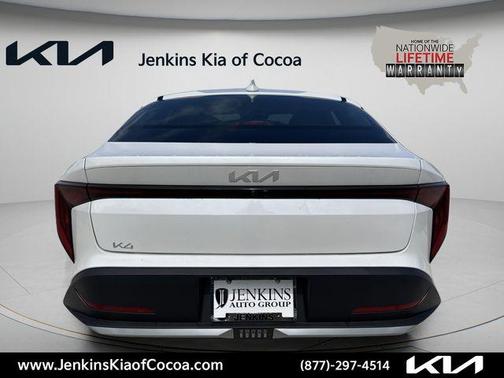 Snow White Pearl 2026 Kia K4 LXS