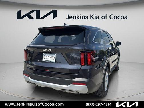 Metal 2026 Kia Sorento LX