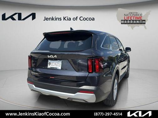 Metal 2026 Kia Sorento LX