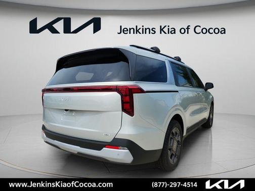 Ivory 2026 Kia Carnival Hybrid EX