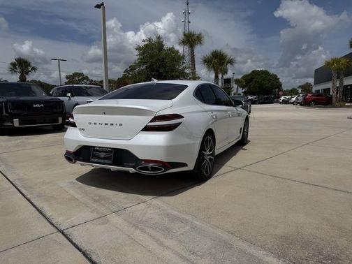 White 2025 Genesis G70 2.5T