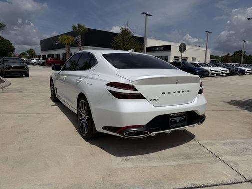 White 2025 Genesis G70 2.5T