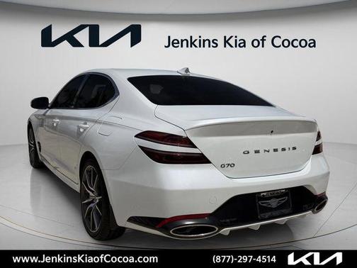 White 2025 Genesis G70 2.5T