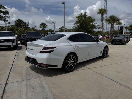 White 2025 Genesis G70 2.5T