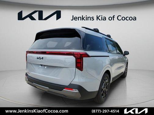 Ceramic White 2026 Kia Carnival SX