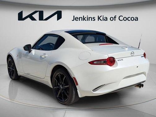 Snowflake White Pearl 2022 Mazda MX-5 Miata Grand Touring