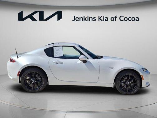 Snowflake White Pearl 2022 Mazda MX-5 Miata Grand Touring