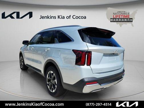 Ivory 2026 Kia Sorento S