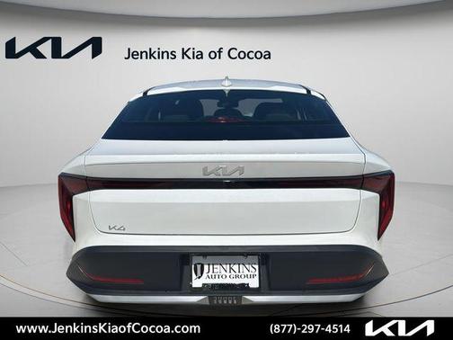 Snow White Pearl 2026 Kia K4 LXS