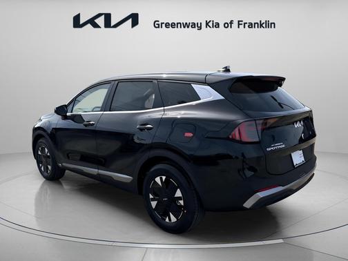 Fusion Black 2026 Kia Sportage Hybrid LX