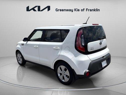 Clear White 2016 Kia Soul Base